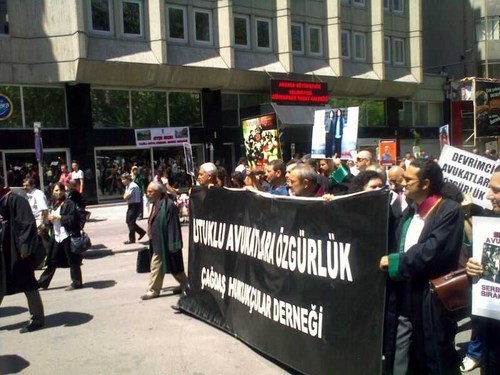 Çağdaş Hukukçular Derneği Ankara Eylemi 5