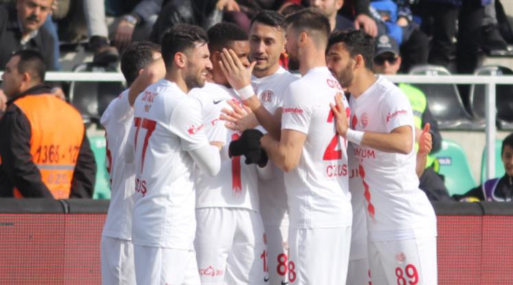 Yukatel Denizlispor: 0 - Antalyaspor: 3