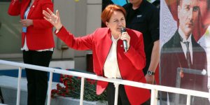 Akşener bütün yöneticilerden istifa istedi