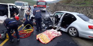 Erzurum'da katliam gibi kaza: 5 ölü, 10 yaralı