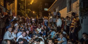 Meral Akşener’in evinin önünde gece nöbeti!