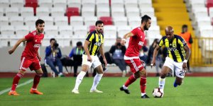 Demir Grup Sivasspor: 0 - Fenerbahçe: 0