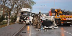 Çanakkale'de feci kaza: 4 ölü, 16 yaralı