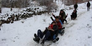 Yurt genelinde birçok ilde eğitime kar tatili