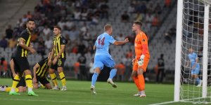 Trabzonspor İstanbulspor'u 2-0'la geçti