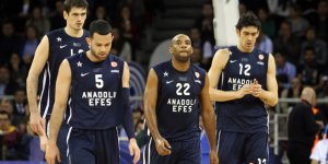 Ne yaptın Efes: 64-70