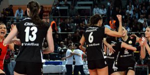 Vakıfbank yarı finalde