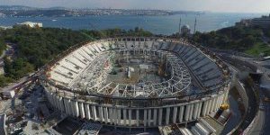 Vodafone Arenanın çatısı yükselmeye başladı