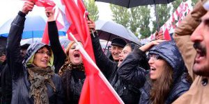 Kılıçdaroğlu, Ardahanda yağmur altında konuştu